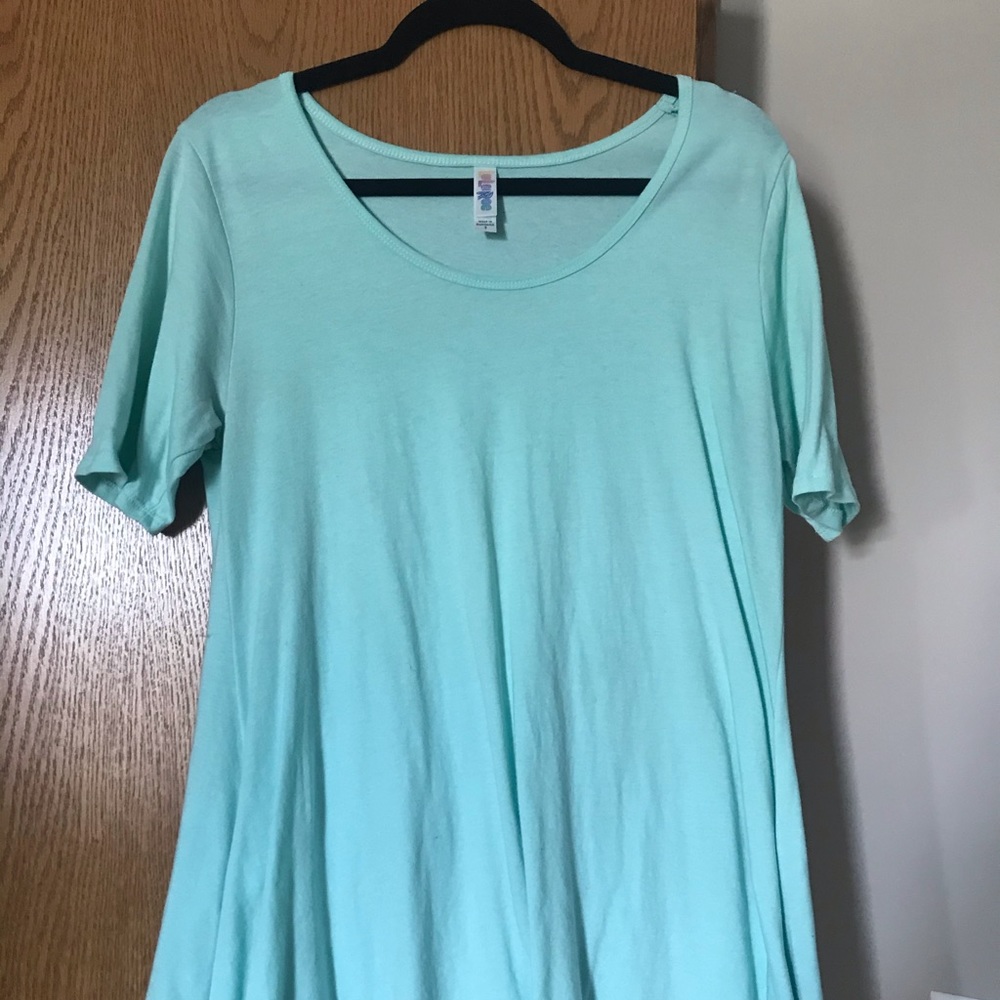 Lularoe Perfect T